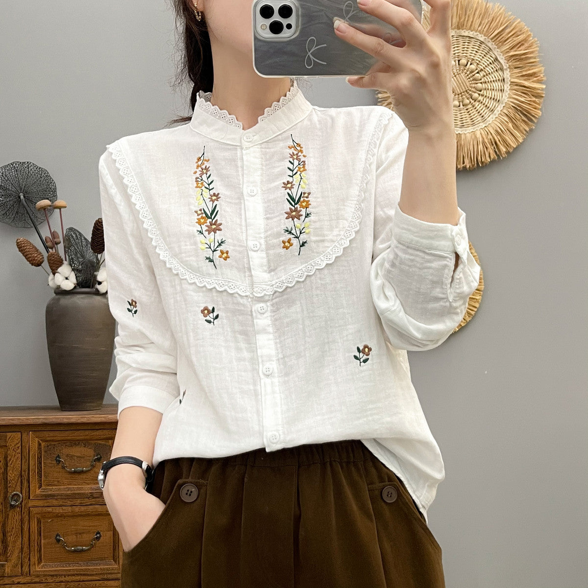 2830 Collar Embroidered Lace Cotton Yarn Long Sleeve Shirt