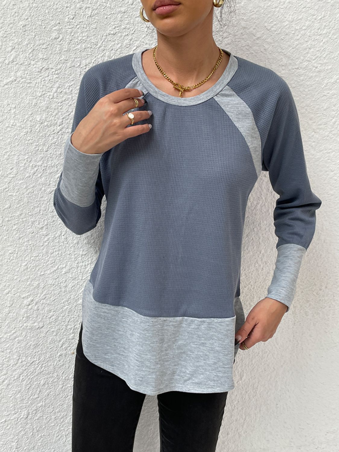 Shiny Waffle-Knit Round Neck Raglan Sleeve Tee