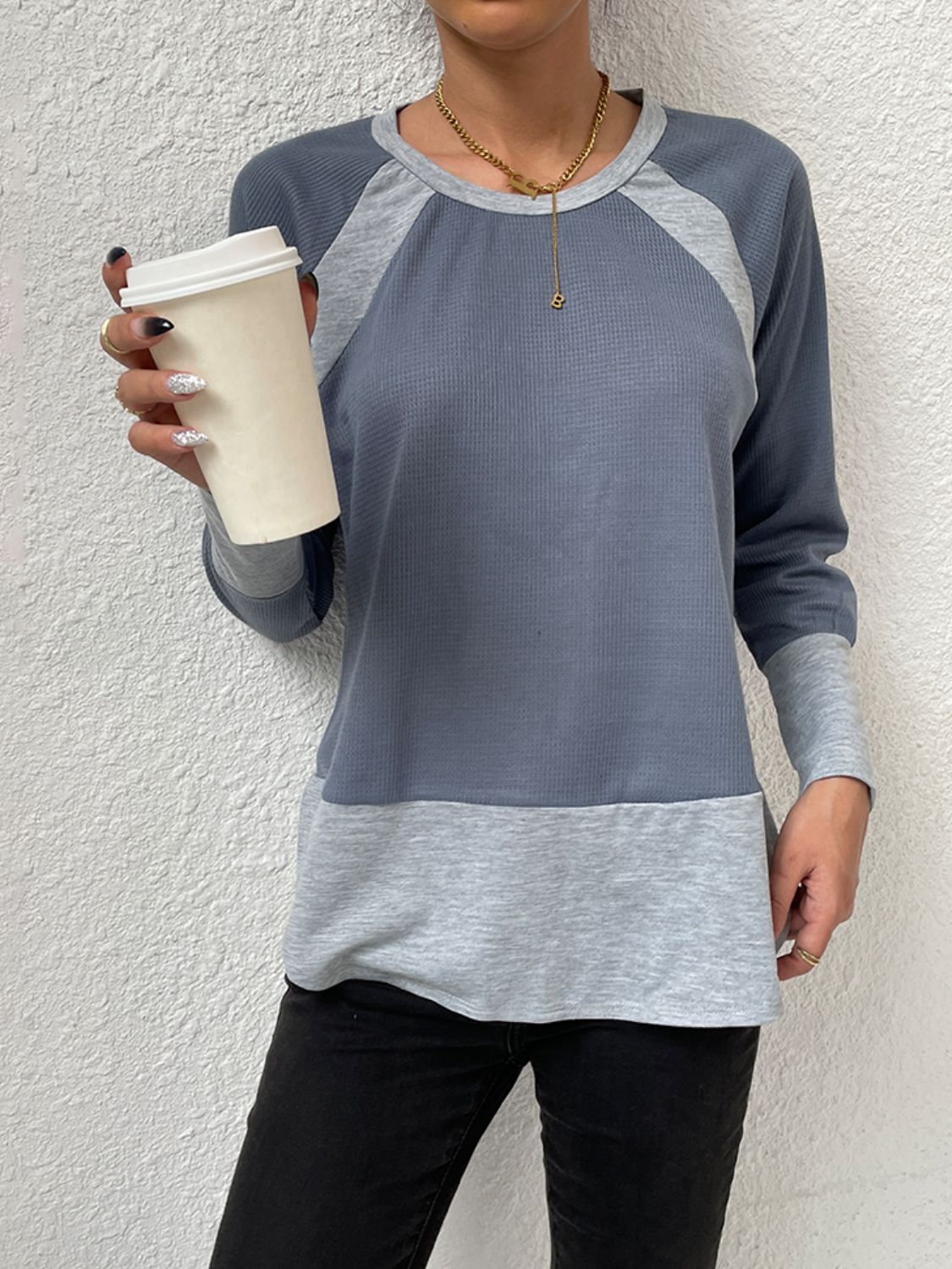 Shiny Waffle-Knit Round Neck Raglan Sleeve Tee