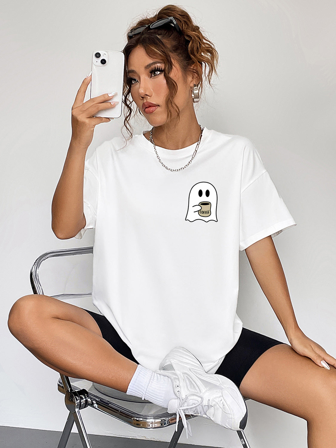 Round Neck Short Sleeve Ghost Graphic T-Shirt