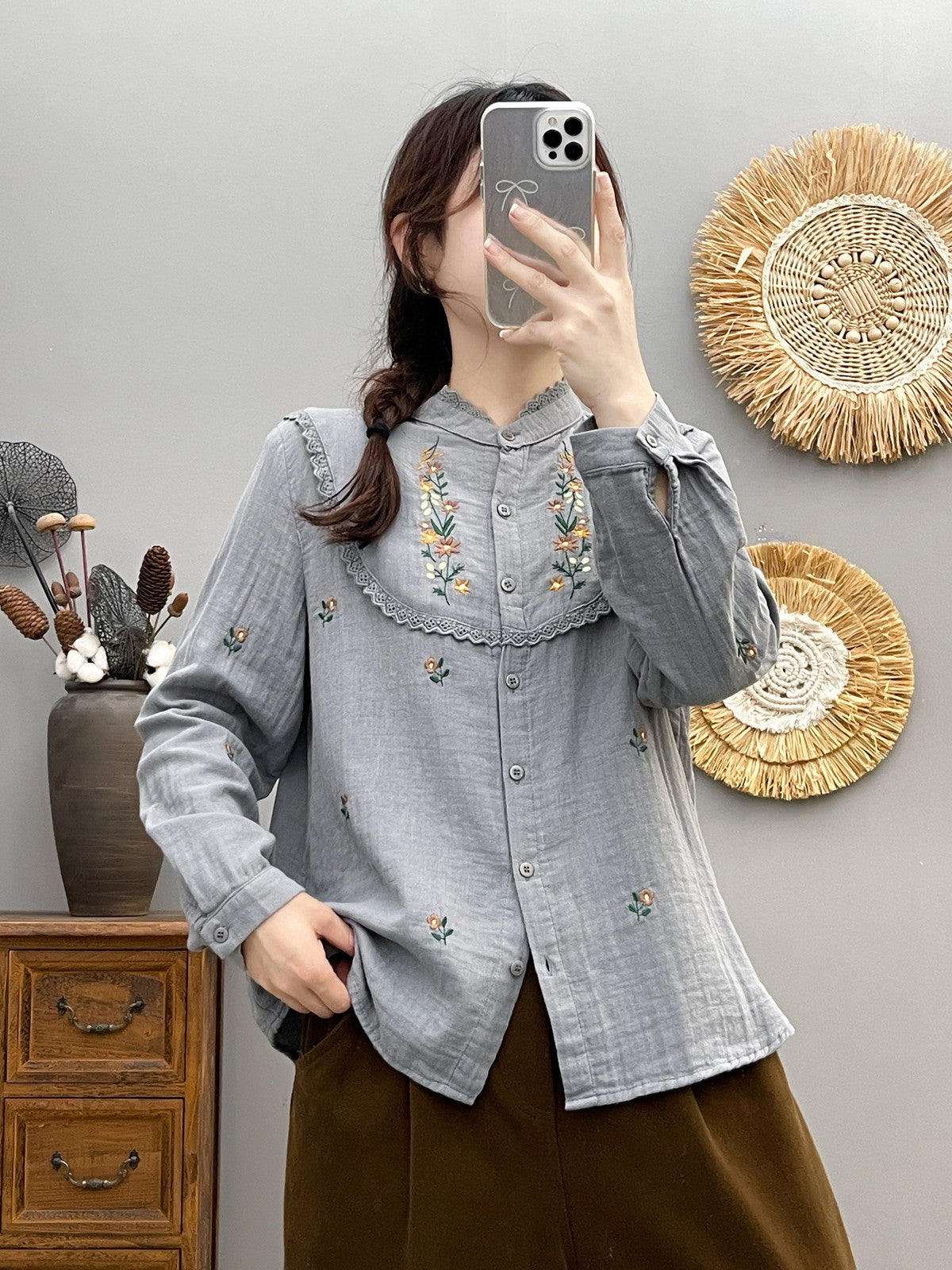 2830 Collar Embroidered Lace Cotton Yarn Long Sleeve Shirt